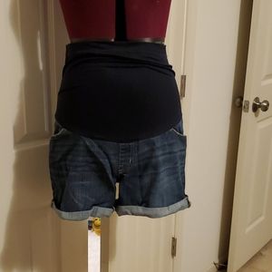 Liz Lange maternity jean shorts